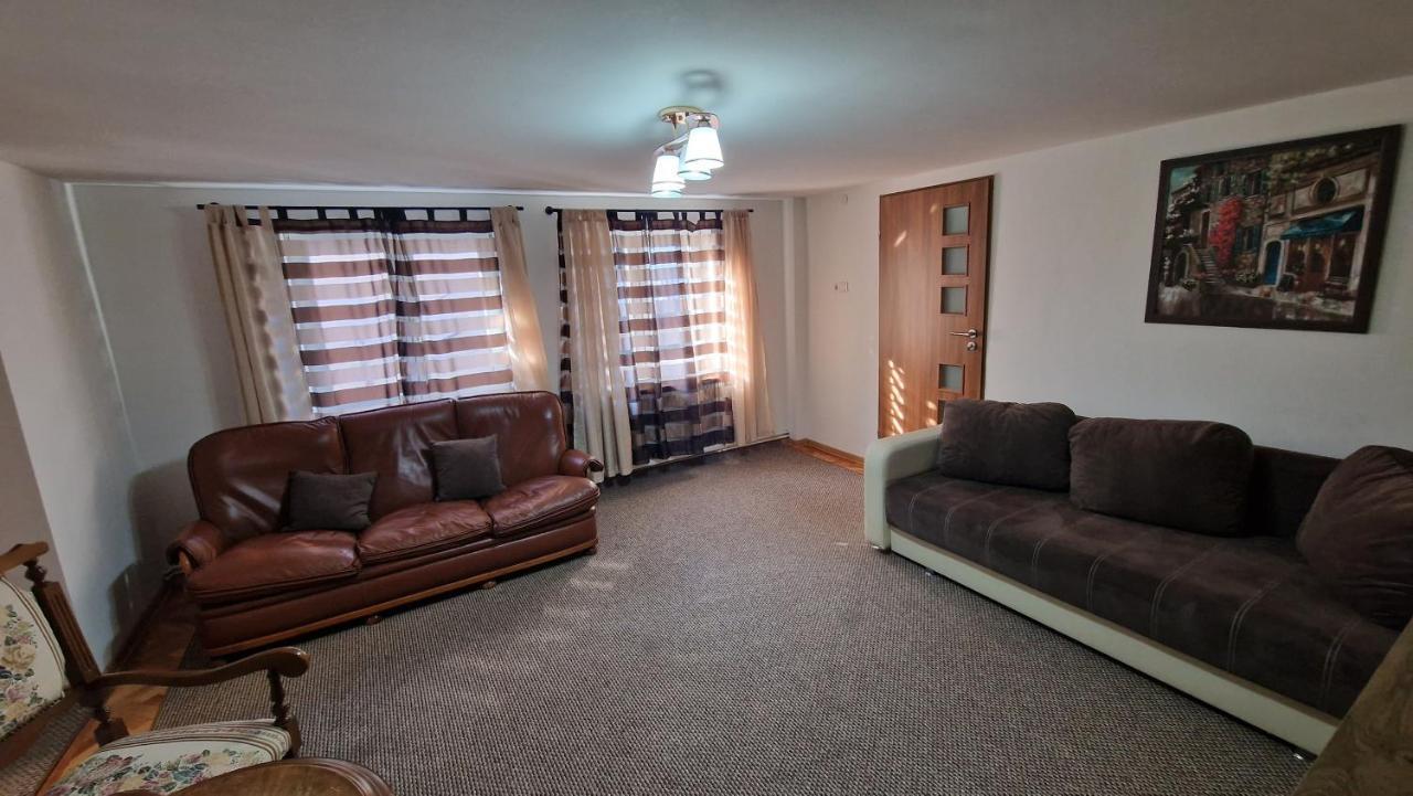 Ferienwohnung Ambasador Hermannstadt Exterior foto